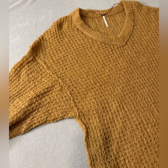 Free People Lulu Oversized V-Neck Sweater in Birchwood Brown Size XS - Picture 9 of 16